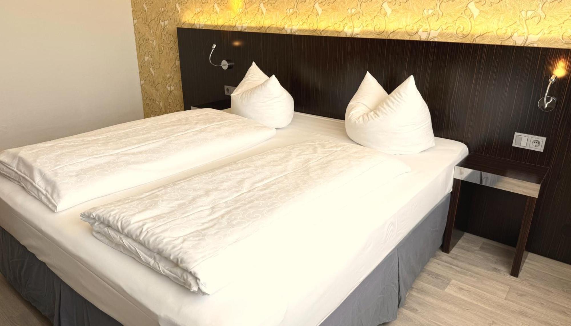 Hotel 22 Дессау Экстерьер фото